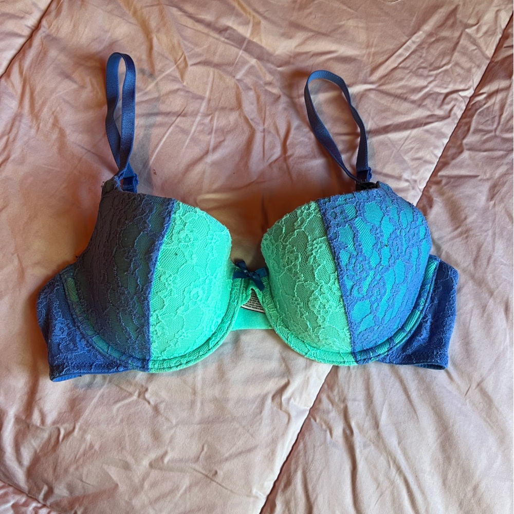 Victoria's Secret Lace Bra in Blue and Green
